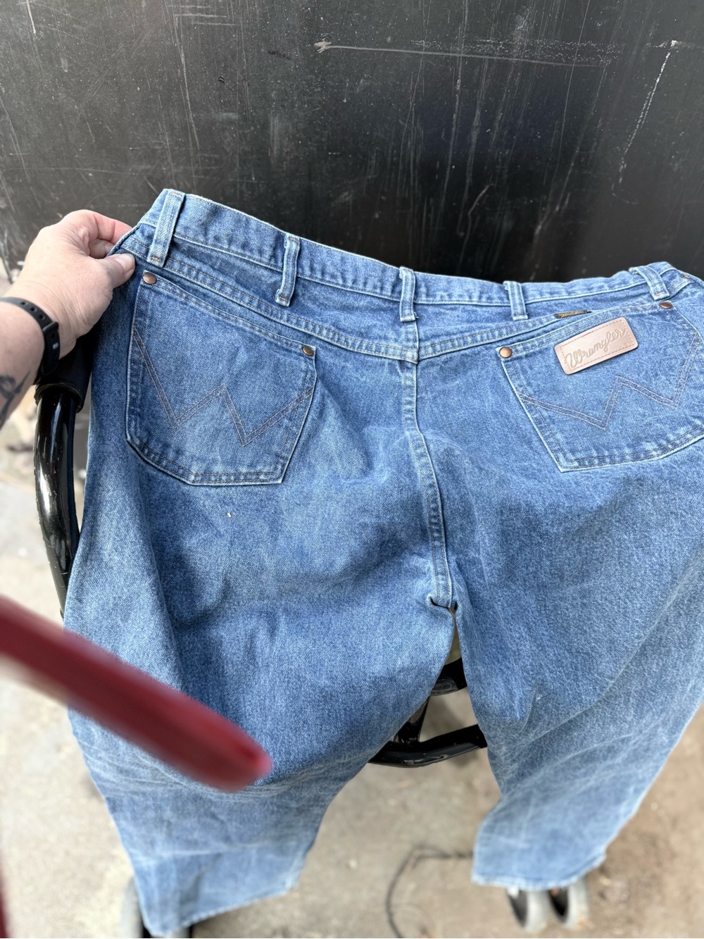 Wrangler Men's Relaxed Fit Blue Denim Jeans